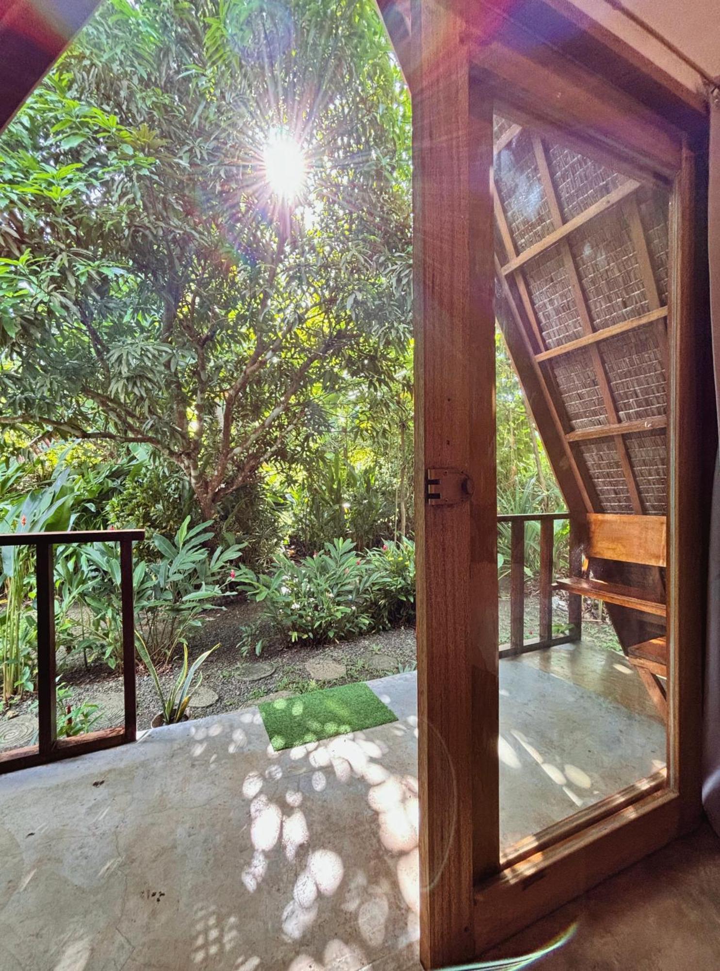 Triangle Palms Siargao Βίλα General Luna  Εξωτερικό φωτογραφία
